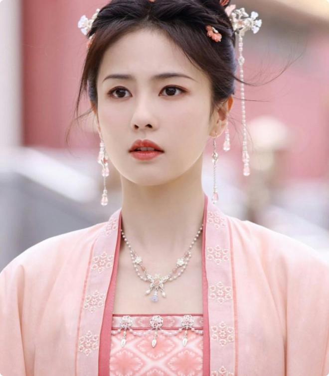 推荐选角檀健次演贾宝玉刘亦菲演薛宝钗AG真人国际厅郑晓龙《红楼梦》网友(图8)