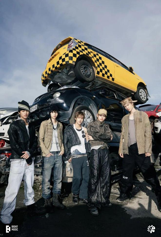 来袭！重金属+基础款叠戴成为造型救赎AG真人旗舰厅登录“Cortis风”(图17)